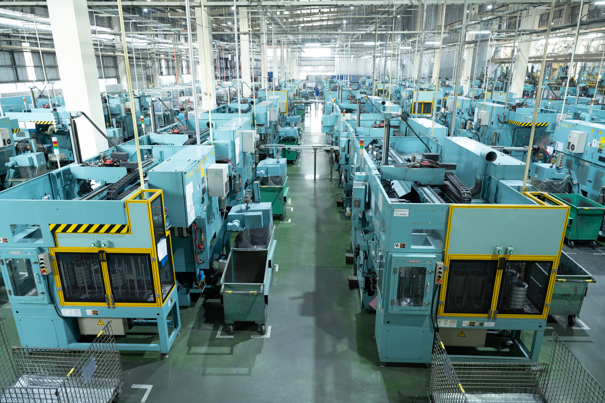 Máy tiện 2 trục chính