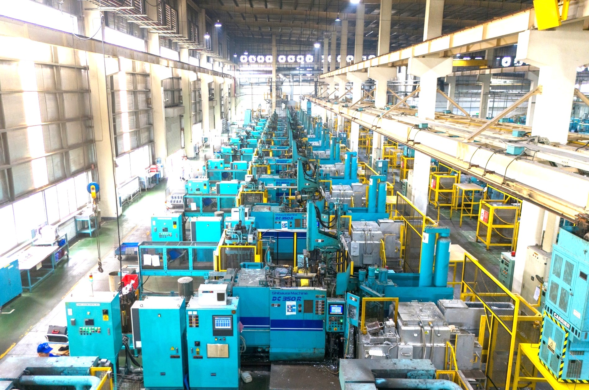 Máy đúc áp lực 350 tấn